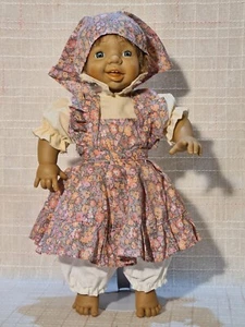 Puppe Falca Sitzpuppe Schlenkerpuppe Sammlerpuppe Doll Puppe - Bild 1 von 6