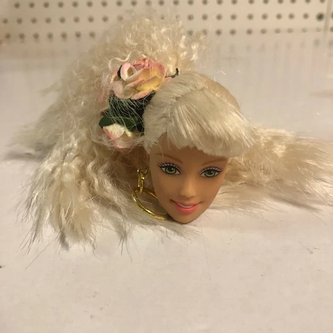 1/6 Scale Barbie Head Sculpt Brunette Female Blond Hair Pink Flower Ear Ring Cover