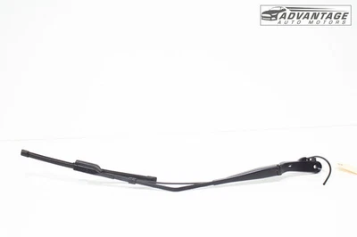 2023 - 2025 年本田 HR-V WINDSHIELD 右侧湿巾清洗臂带刀片原始设备制造商 — 第 1/4 张图片