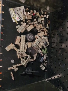 Loose Mega Bloks Pieces from Halo UNSC Warthog Vehicle Playset - Picture 1 of 3