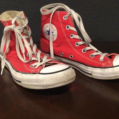 De colección Raro Chuck Taylor All Star Converse Rojo Claro Hecho en EE. UU. Talla 8 EE. UU. Foto 1 de 4