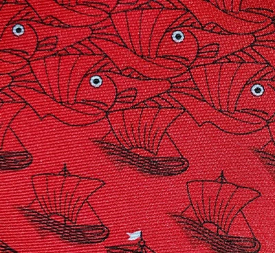 MC ESCHER ~ ART ~ MENS NOVELTY TIE ~ RED & BLACK ~ FISH & SHIPS ~ 58" - Image 1 of 4