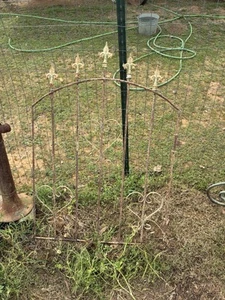 Antique Garden Courtyard Yard Art Architectural Metal Gate Beautiful - Picture 1 of 15