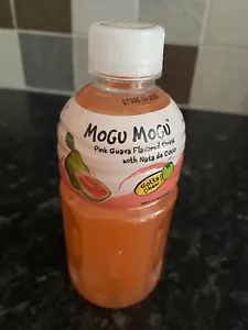MOGU MOGU PINK GUAVA FLAVOURED DRINK WITH FRUIT PIECES 320ml - Picture 1 of 1