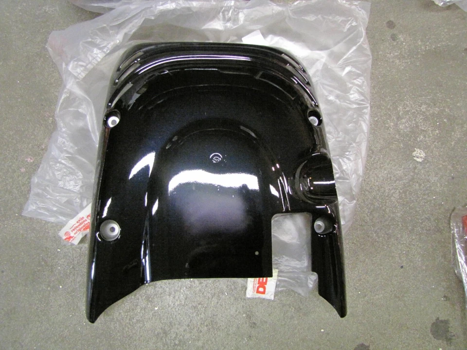 Funda debajo de la carrocería original Derbi Hunter 00G05911865 Foto 1 de 1