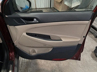 Used Front Right Door Interior Trim Panel fits: 2017 Hyundai Tucson  Grade A Foto 1 de 4