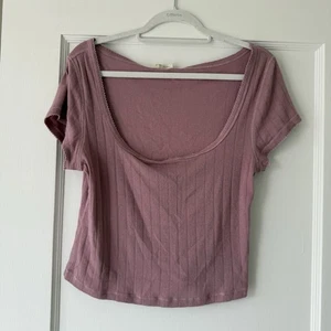 Free People End Game Kurzarm Pointelle Baby T-Shirt mit Spitzenbesatz Rosa Mauve L - Bild 1 von 5