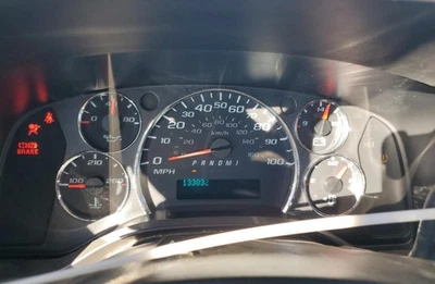 2020 - 2020 Express 2500 Van OE 速度计集群 133K 英里雪佛兰 — 第 1/4 张图片