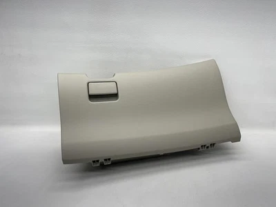 Toyota Corolla 2009-2013 conjunto de guantera inferior bronceado OEM Foto 1 de 4