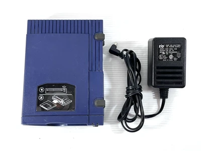 Unidad de puerto paralelo externo Iomega Zip 100 MB Z100P2 y fuente de alimentación - PARA REPUESTOS Foto 1 de 4