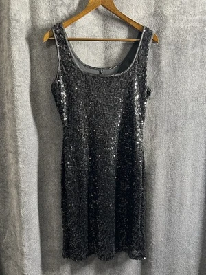 Vestido de cóctel negro Georgiou para mujer talla grande lentejuelas Foto 1 de 4