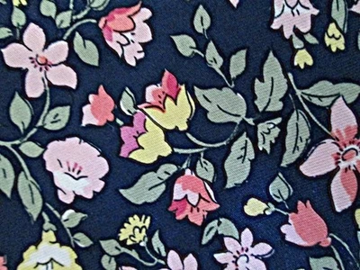 Gravata de seda floral amarela rosa Lauren Ralph Lauren EUA Flower Power - Imagem 1 de 4