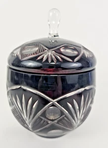 Plato de caramelo cubierto a claro con tapa rojo rubí oscuro profundo tarro 7" - Imagen 1 de 11