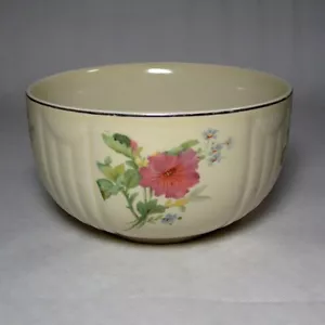 Vintage Halls Superior Kitchenware Bowl Pale Yellow Floral Rare Pattern Art Deco - Picture 1 of 6