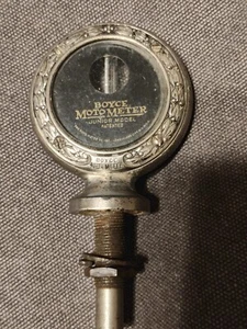ANTIQUE EARLY 1900S BOYCE MOTOMETER JUNIOR W/ BEAUTIFUL LEAF DESIGN CASE - Picture 1 of 5