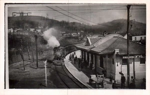 POSTKARTE RPPC EISENBAHN WEST VIRGINIA EISENBAHN DEPOT IN PHILLIPPI - Bild 1 von 2