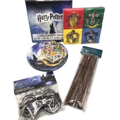 Harry Potter Fiesta Pack Mantel Servilletas Platos Novedad Vasos y Varitas Foto 1 de 4
