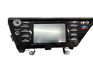 2018-2019 Toyota Camry  • Audio Radio Receiver & Screen 86140-06440 – OEM  🎚️ - Picture 1 of 11