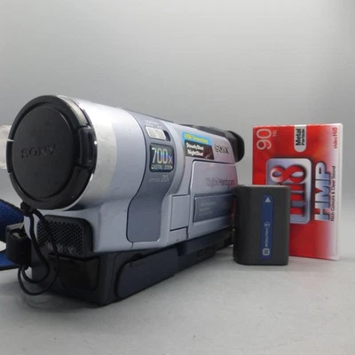 Sony Handycam DCR-TRV245E Handheld Digital8 8mm Camcorder Silver Tested - Image 1 of 4