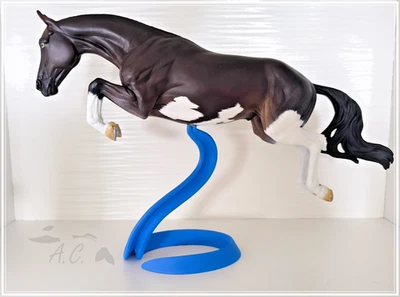 Breyer Traditional Repaint Showjumper Cust Custom Voyeur Modellpferd Springpferd - Bild 1 von 2