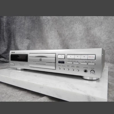 Gravador de CD totalmente operacional TEAC CD-RW890MK2 excelente estado testado - Imagem 1 de 4