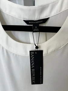 Banana Republic long sleeve Ivory dressy Top. Women’s Small NWT Silky - Picture 1 of 7