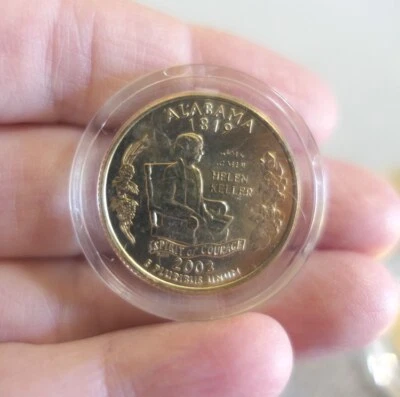 2003 Denver Mint 24K Gold Plated State Quarter 25c Coin in Capsule - Alabama - Image 1 of 3