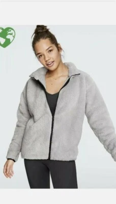 维多利亚的秘密粉红色银色逃生泰迪夏尔巴全拉链 L 限量已售完! — 第 1/4 张图片