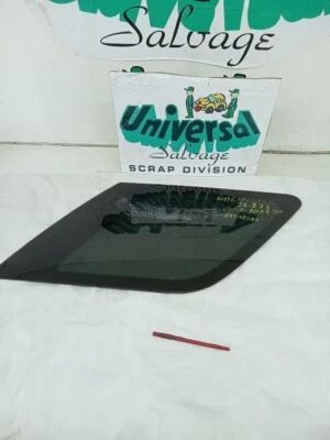 Ford Explorer 2017 cuarto de vidrio, pasajero trasero (RR)  Foto 1 de 4