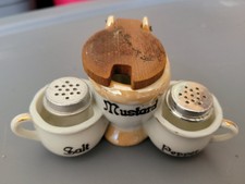 New ListingVintage Toilet Lusterware Salt Pepper Shakers Mustard Japan