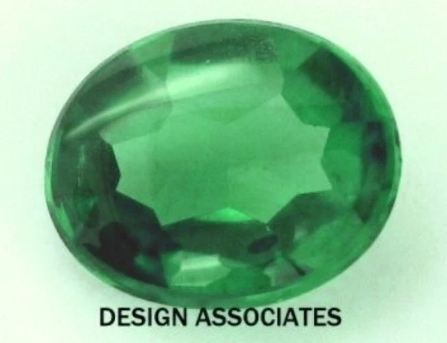 GREEN TOPAZ 8 x 6 MM OVAL CUT BUFF TOP VVS BEAUTIFUL COLOR - Image 1 of 1