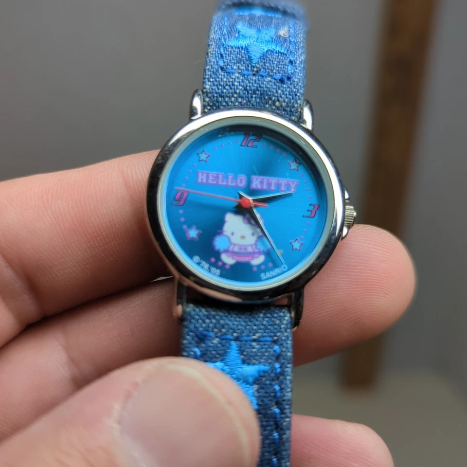 Reloj Pulsera Hello Kitty Azul Denim Correa Analógico Sanrio Niñas Niños Moda  Foto 1 de 4