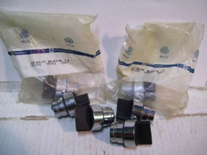 NUOVO (6 PZ) SCHNEIDER TELEMECANIQUE ZB2-BD4 2 POST SELETTORE SPR RTN SW HEAD P2429 - Foto 1 di 3