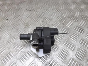 Mercedes E Klasse Zusatzwasserpumpe 2 Pin Stecker W212 2.1 Diesel 2009-2016Z - Bild 1 von 8