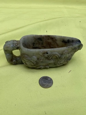 Антикварная нефритовая чашка - Изображение 1 из 4