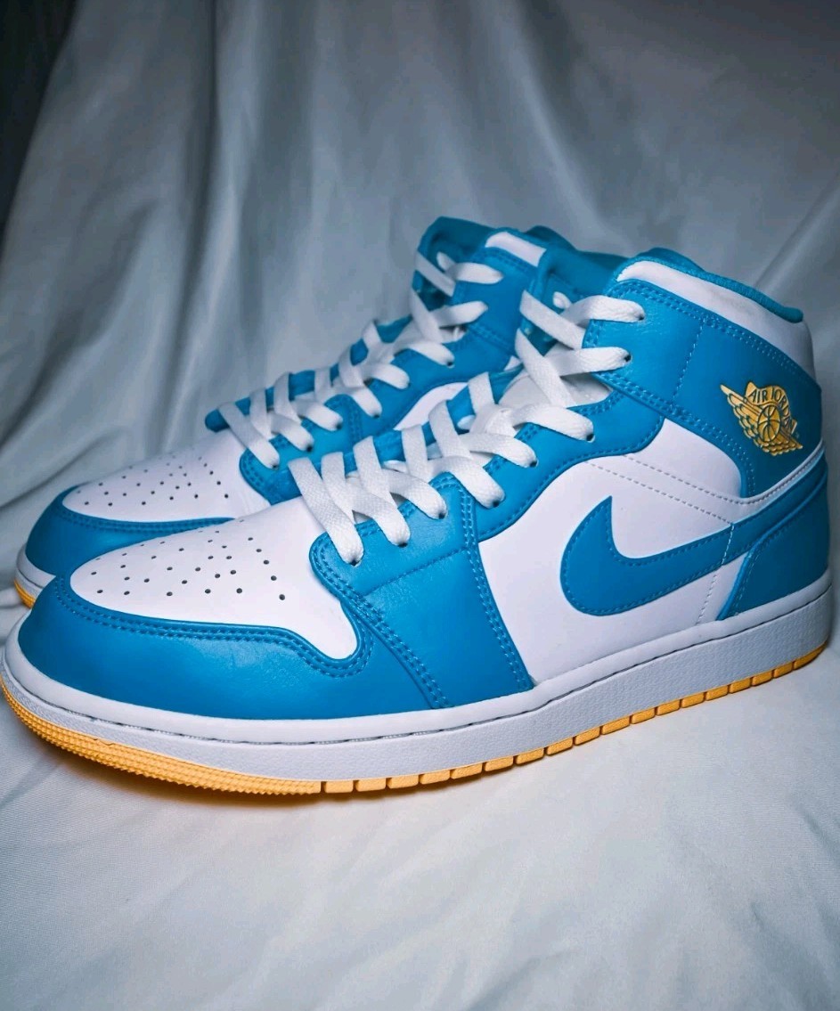 NIKE AIR JORDAN 1 MID aquatone 箱付き Jordan 1 Mid Aquatone for Sale | Authenticity Guaranteed | eBay