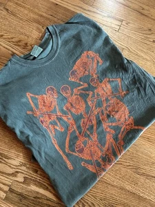 Post Malone Hollywood Is Bleeding Tour Shirt Large 2020 Dark Green Skeletons - Picture 1 of 4