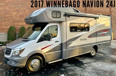 2017 Mercedes-Benz Sprinter 3500 - Image 1 of 4