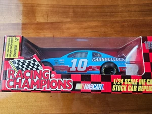 Vintage Nascar Phil Parsons #10 Channellock 1:24 Race Car - Picture 1 of 2