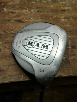 Driver de golf Ram 420 de titanio forjado de 10,5 grados bajo par eje de grafito diestro  Foto 1 de 4
