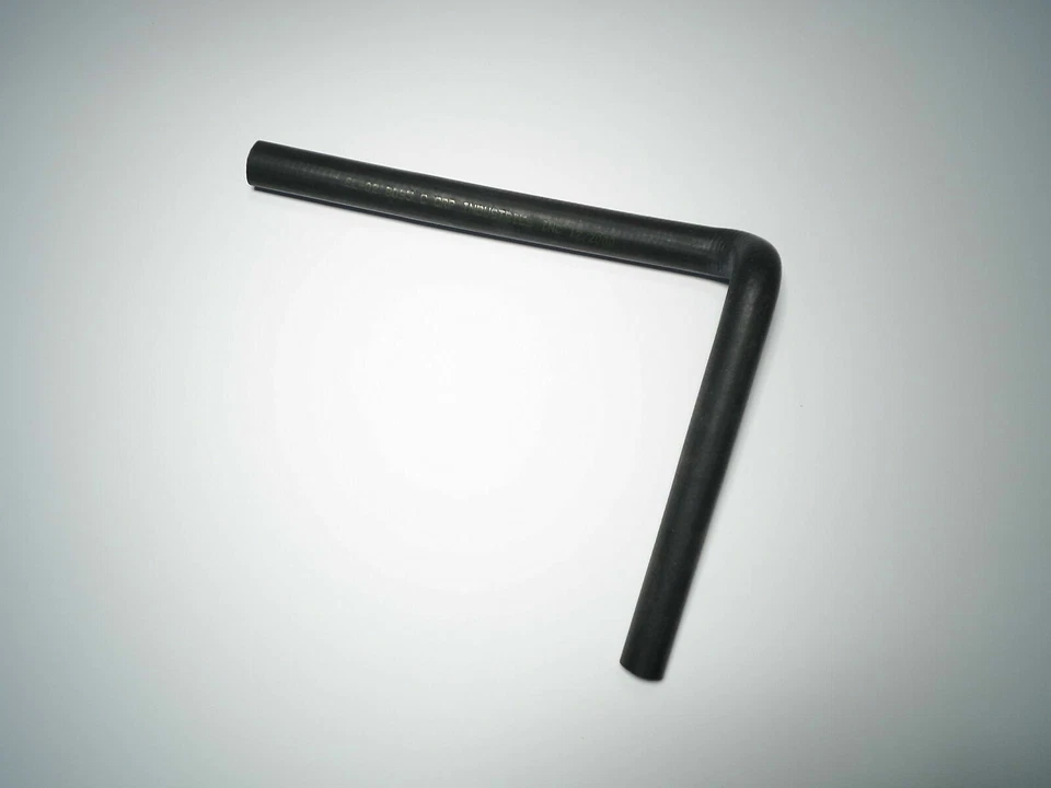 VW Rabbit & Jetta New Engine Coolant Recovery Tank Hose  171 121 109 E - Image 1 of 1