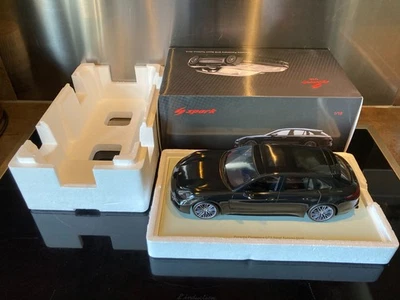 RARE PORSCHE PANAMERA GTS SPORT TURISMO 2018 1/18 SPARK 18S219 - Photo 1/4
