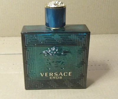 Versace Eros para hombre 3,4 fl oz eau de toilette spray Foto 1 de 4