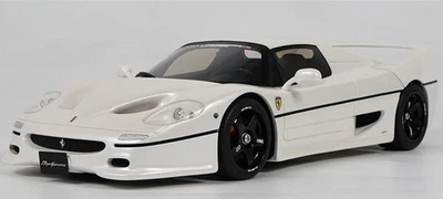 Ferrari LBWK F50 2013 a escala 1:18 de GT Spirit Foto 1 de 4