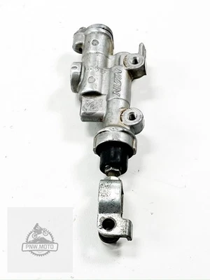 Honda CRF 450R CRF450 2004 04-12 OEM FRENO TRASERO CILINDRO MAESTRO Foto 1 de 3