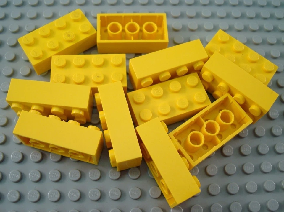 LEGO Lot of 12 Yellow 2x4 Basic Building Brick Pieces - Image 1 of 1