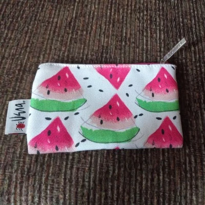 Clinique Cosmetics Vera Neumann Sandía Ladybug Maquillaje Monedas Bolsa Cremallera Foto 1 de 3