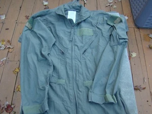 US Military Fire Resistant NOMEX Green CWU-27/P Flight Suit 40 Reg Very Good - Picture 1 of 16