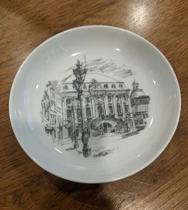VTG Furstenberg Porcelain Bonn Rathaus Townhall Collectable Mini 4.5 Inch Dish - Picture 1 of 5