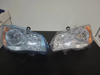 Grand Caravan 2011-2018 2008-2016 Chrysler Town & Country 2 faros DCR0011885 Foto 1 de 4